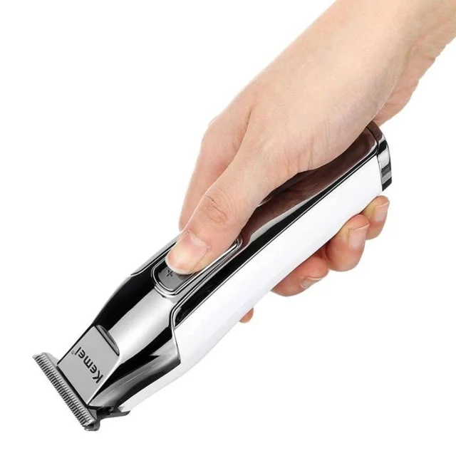 ماشین اصلاح موی صورت کیمی مدل KM-5027 با تیغه تیتانیوم پیشرفته، باتری قابل شارژ با 240 دقی 102109959